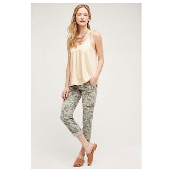 Hei Hei Camo Flower pants Sz 6 Anthropologie - Picture 1 of 4